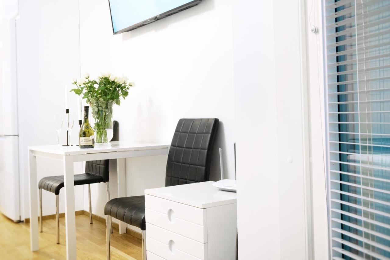 City Center 1R Studio With Perfect View, Parking Oulu Exterior foto